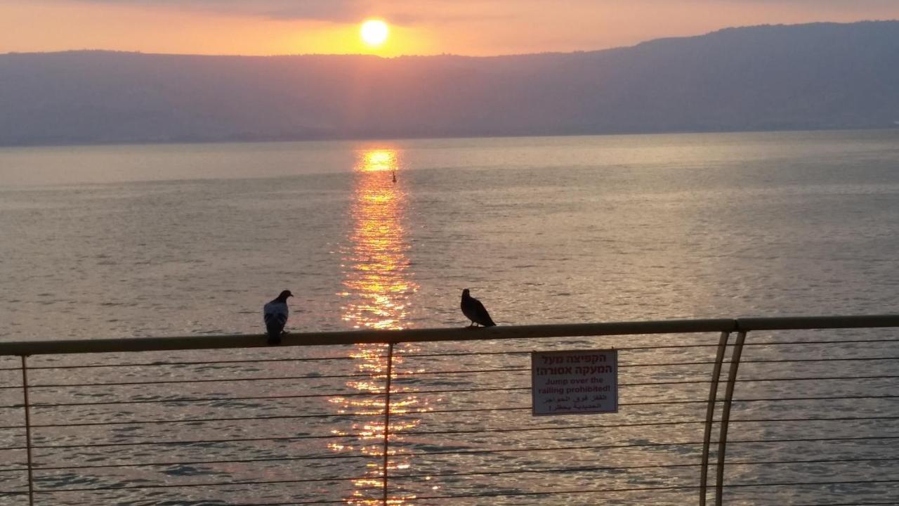 Gai Beach Hotel Tiberias Eksteriør billede